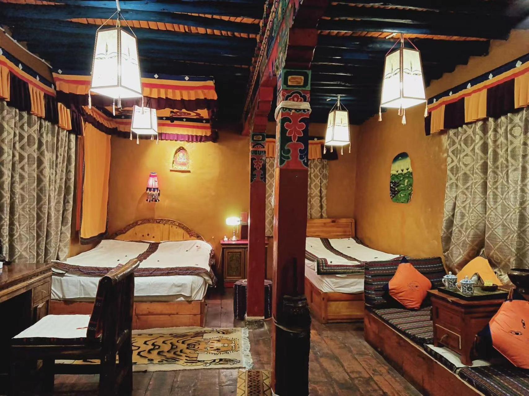 Shambhala Palace Hotel Lhasa Exterior photo